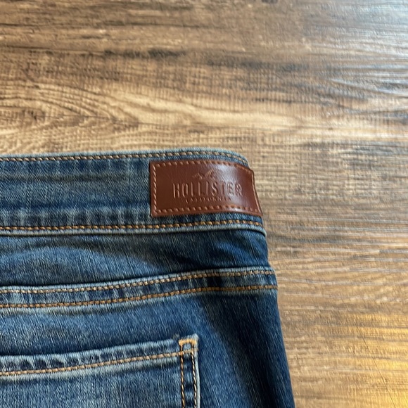 Hollister Low Rise Boot Cut Jeans - Picture 8 of 12